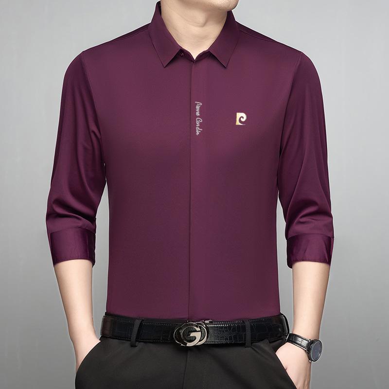 Chemise à manches longues avec patte de boutonnage cachée pour homme