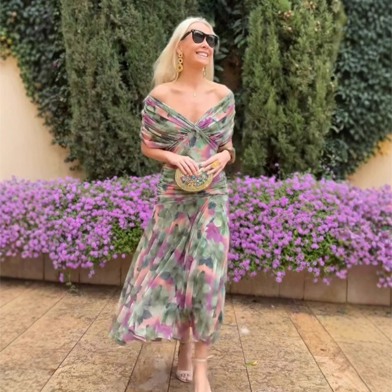 Abito stampato da donna con scollo a V e spalle scoperte