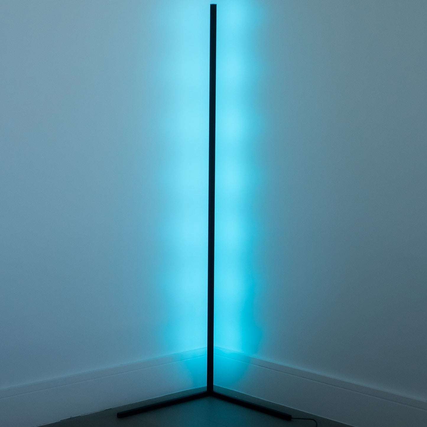Lampe d'angle LED dimmable