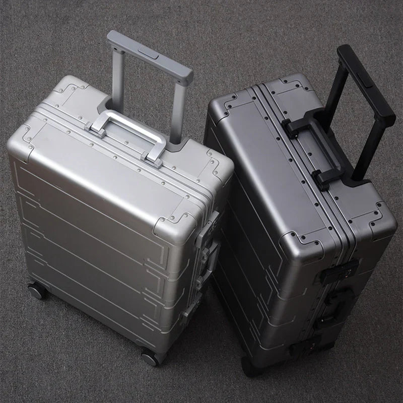 Pristina – Valise rigide en aluminium
