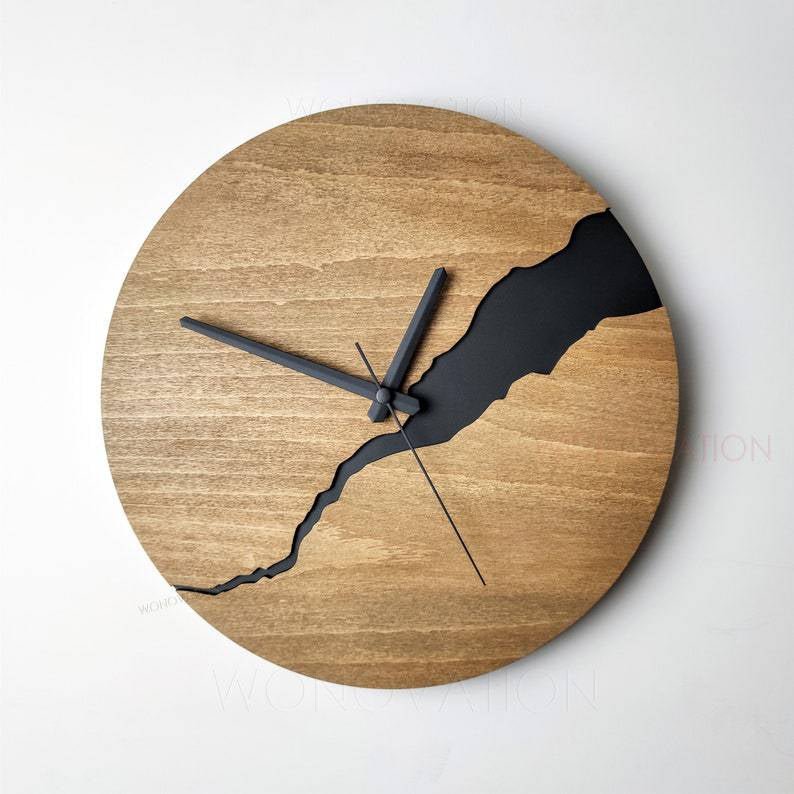 Nuvoro – Horloge murale en bois au design élégant